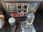 2025 Wrangler Thumbnail 30