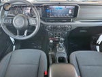 2025 Wrangler Thumbnail 14