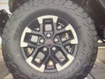 2025 Wrangler Thumbnail 11