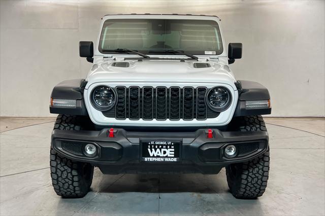 2025 Jeep Wrangler - $34,999