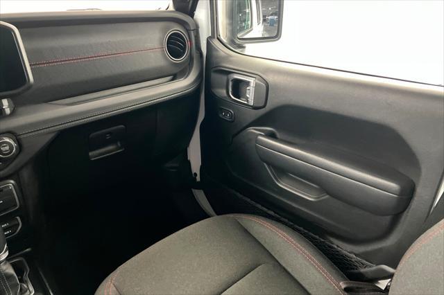2025 Jeep Wrangler - $34,999