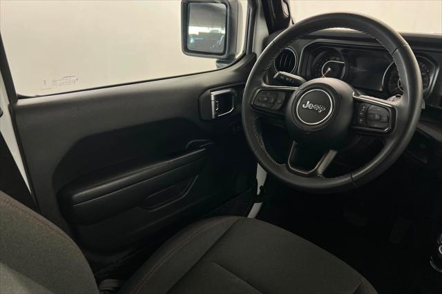 2025 Jeep Wrangler - $34,999