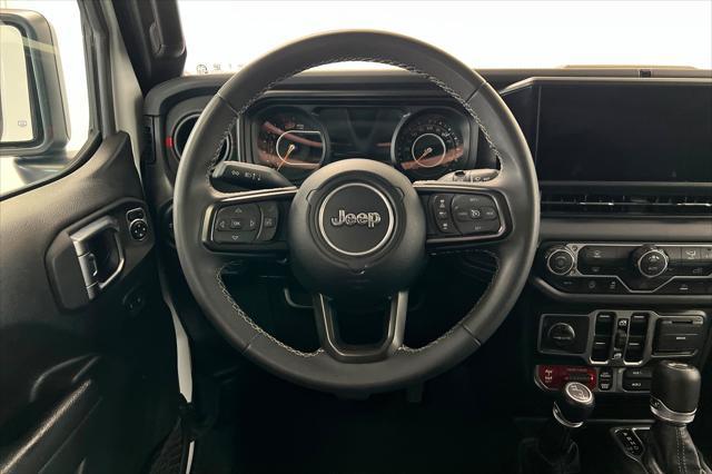2025 Jeep Wrangler - $34,999