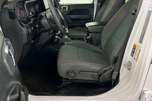 2025 Jeep Wrangler - $34,999