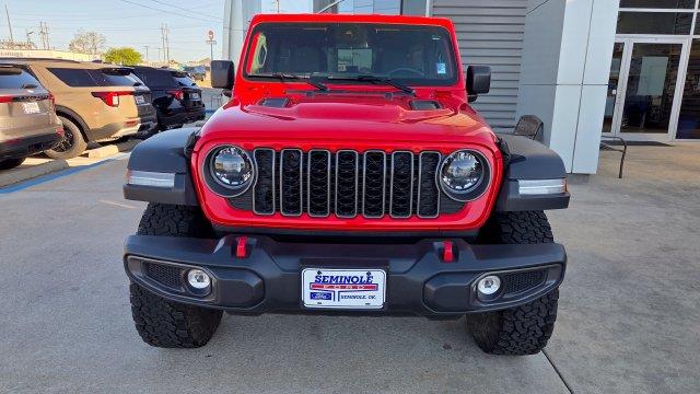 2025 Jeep Wrangler - $37,901