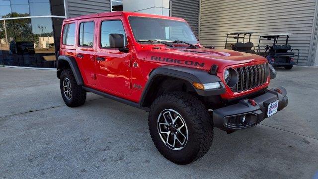 2025 Jeep Wrangler - $37,901