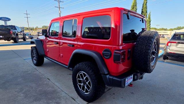 2025 Jeep Wrangler - $37,901