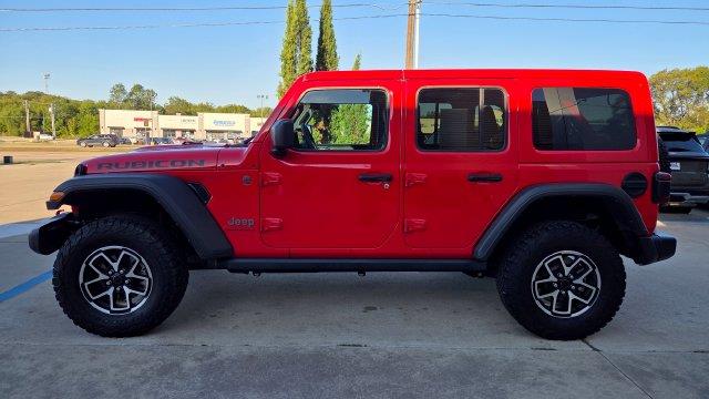 2025 Jeep Wrangler - $37,901