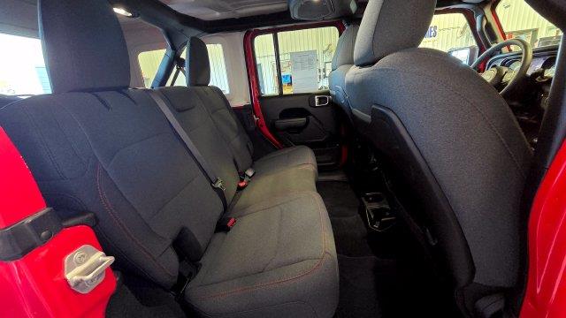 2025 Jeep Wrangler - $37,901