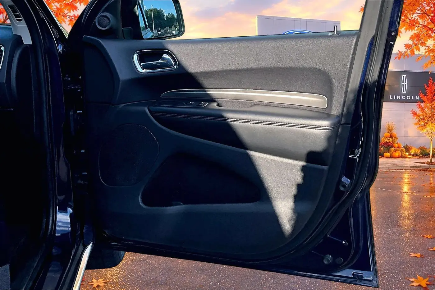 2017 Dodge Durango - $13,900