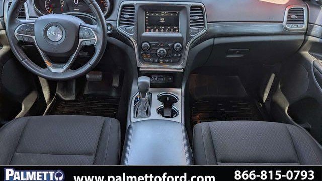 2019 Jeep Grand Cherokee Laredo