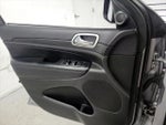 2019 Grand Cherokee Thumbnail 12