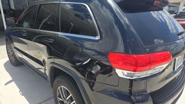 2019 Jeep Grand Cherokee Laredo