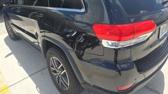 2019 Jeep Grand Cherokee Laredo