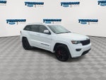 2019 Grand Cherokee Thumbnail 2