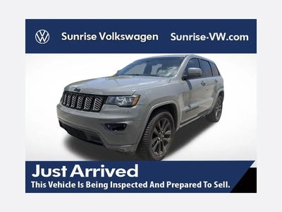 2019 Jeep Grand Cherokee 4X2 Laredo 4DR SUV