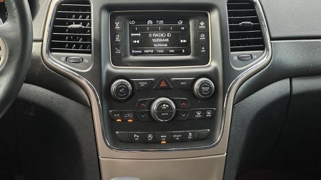 2017 Jeep Grand Cherokee Laredo E