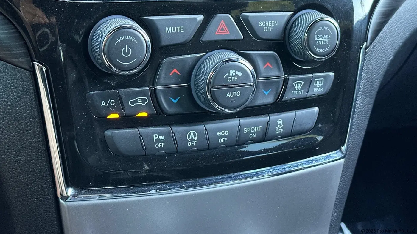 2022 Jeep Grand Cherokee WK Laredo E
