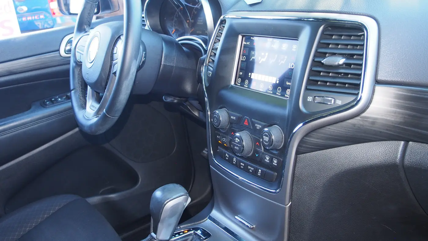 2021 Jeep Grand Cherokee Laredo E