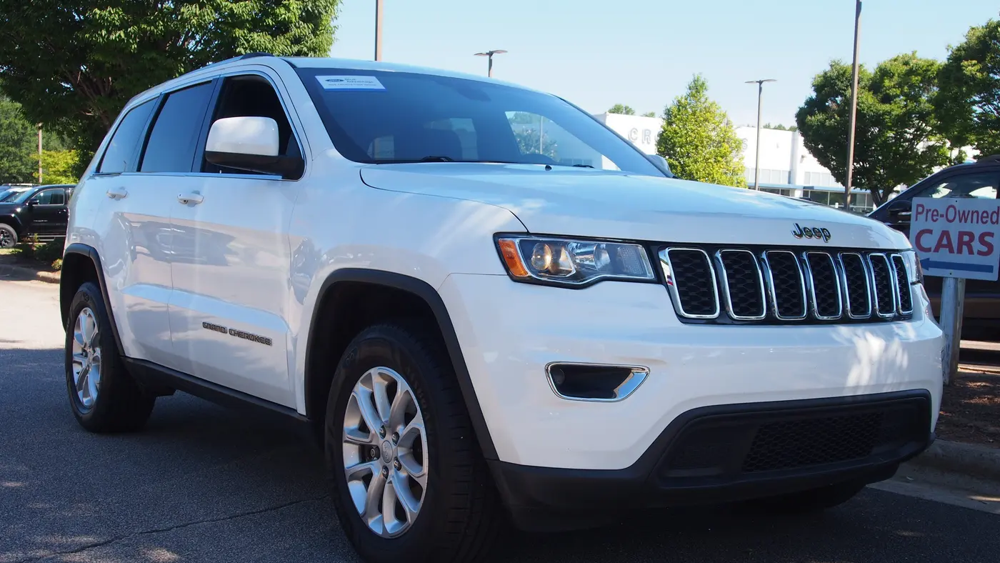 Preowned 2021 Jeep Grand Cherokee Laredo E for Sale