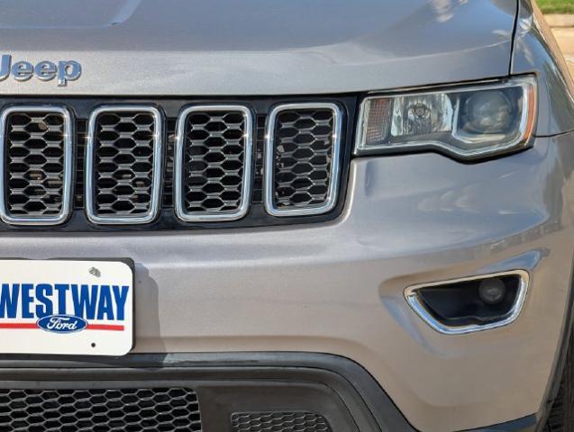 2018 Jeep Cherokee - $15,495