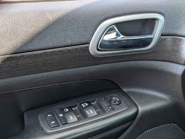 2018 Jeep Cherokee - $15,495