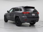 2019 Grand Cherokee Thumbnail 2