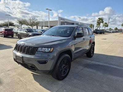 2019 Jeep Grand Cherokee 4X2 Laredo 4DR SUV
