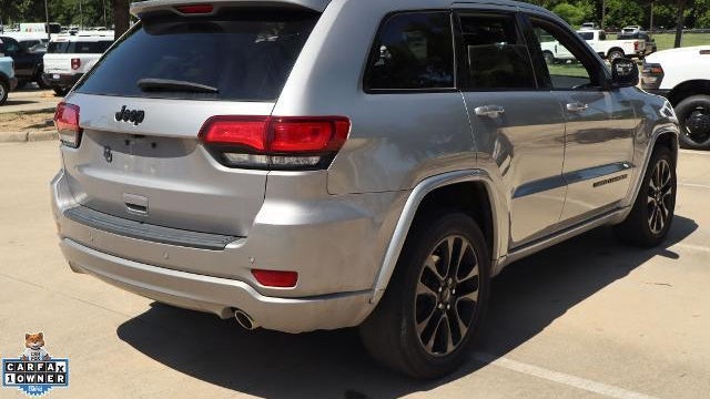 2020 Jeep Grand Cherokee Laredo