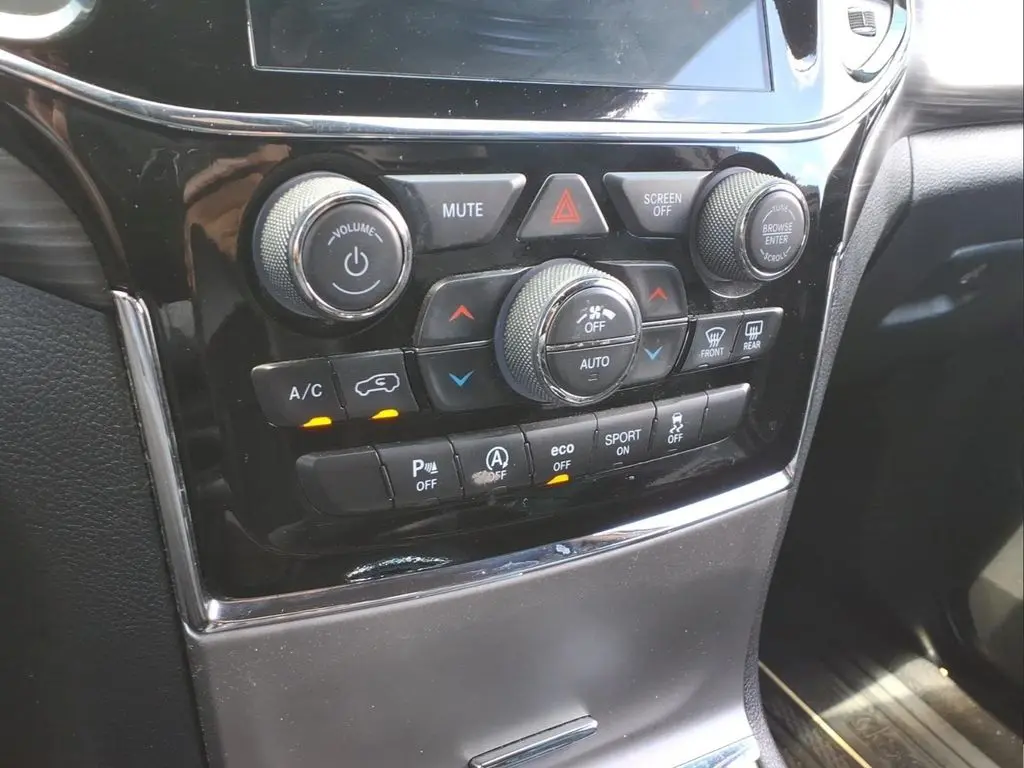 2020 Jeep Cherokee - $14,987