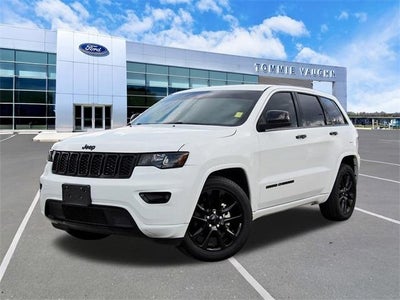 Photo of a 2018 Jeep Grand Cherokee 4X2 Laredo 4DR SUV for sale