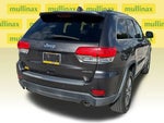 2014 Grand Cherokee Thumbnail 4