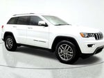 2021 Grand Cherokee Thumbnail 3