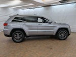 2017 Grand Cherokee Thumbnail 8