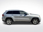 2012 Grand Cherokee Thumbnail 4