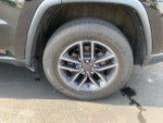 2020 Grand Cherokee Thumbnail 17