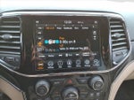 2020 Grand Cherokee Thumbnail 31
