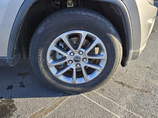 2016 Jeep Cherokee - $7,977