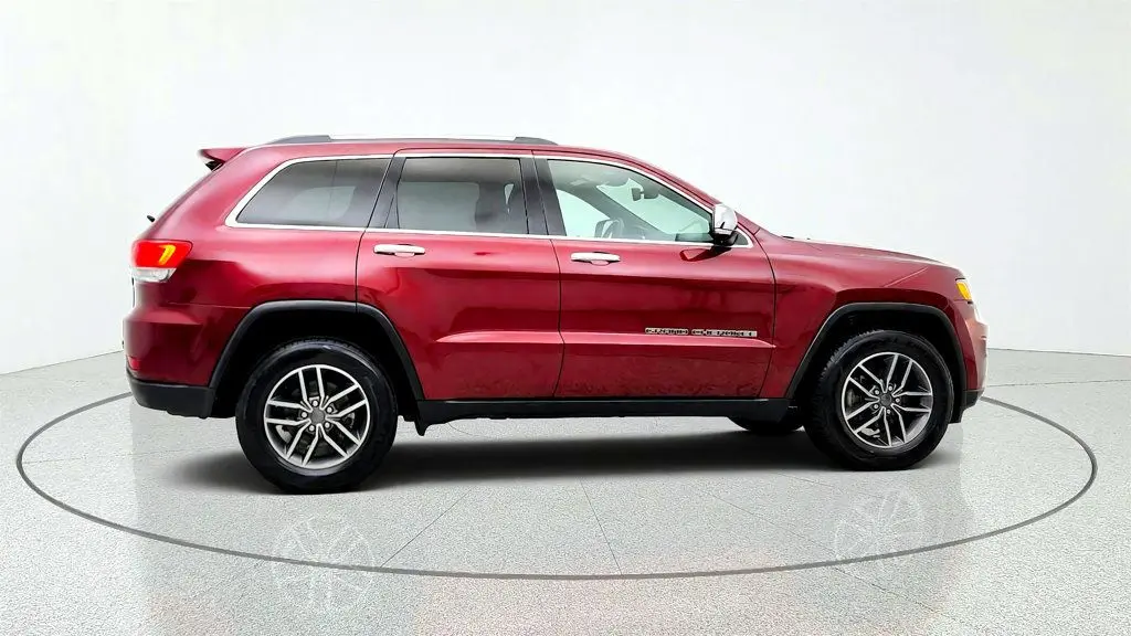 2019 Jeep Cherokee - $19,495