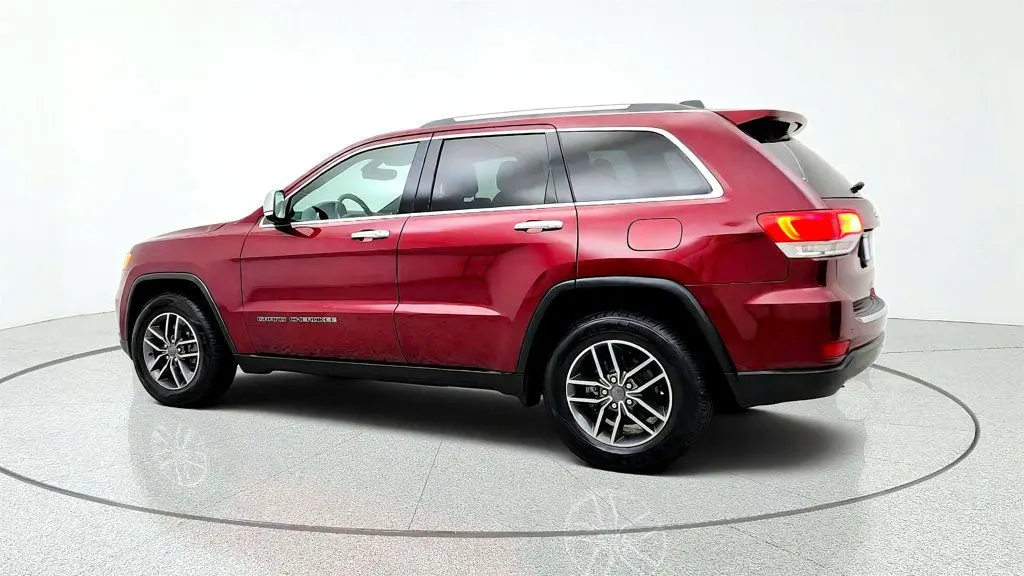 2019 Jeep Cherokee - $19,495
