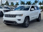 2018 Grand Cherokee Thumbnail 3