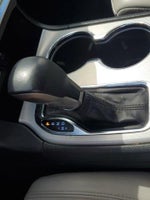 2018 Grand Cherokee Thumbnail 32