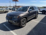 2019 Grand Cherokee Thumbnail 4