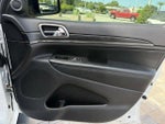 2020 Grand Cherokee Thumbnail 17