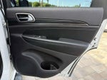 2020 Grand Cherokee Thumbnail 21