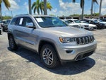 2020 Grand Cherokee Thumbnail 2