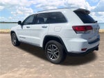 2021 Grand Cherokee Thumbnail 4