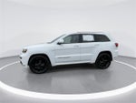 2016 Grand Cherokee Thumbnail 4