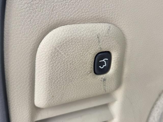 2014 Jeep Cherokee - $6,488