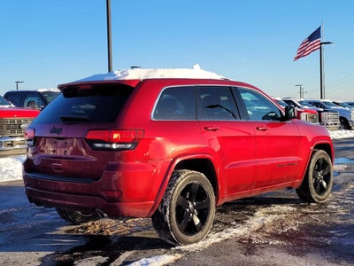Photo of a 2015 Jeep Grand Cherokee 4X4 Laredo 4DR SUV for sale